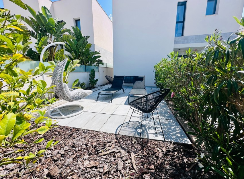 Resale - Villa - Rojales