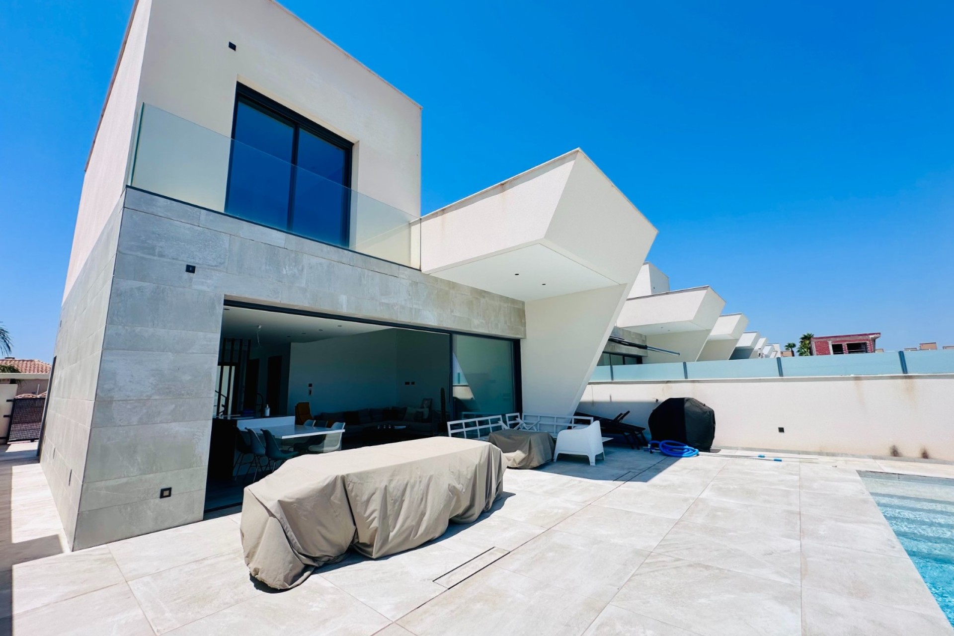 Resale - Villa - Rojales