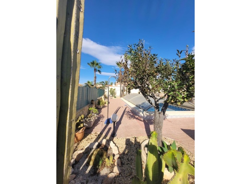 Resale - Villa - San Fulgencio - Urbanización La Marina
