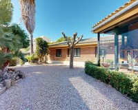 Resale - Villa - San Juan - San Juan de Alicante