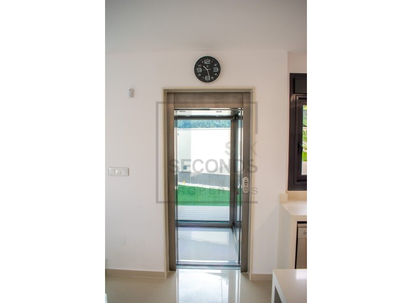 Resale - Villa - San Miguel de Salinas - Urbanizaciones