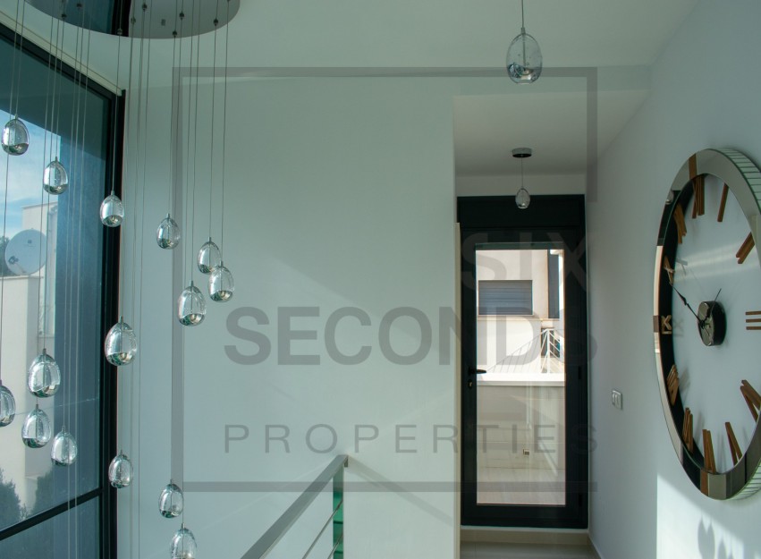 Resale - Villa - San Miguel de Salinas - Urbanizaciones