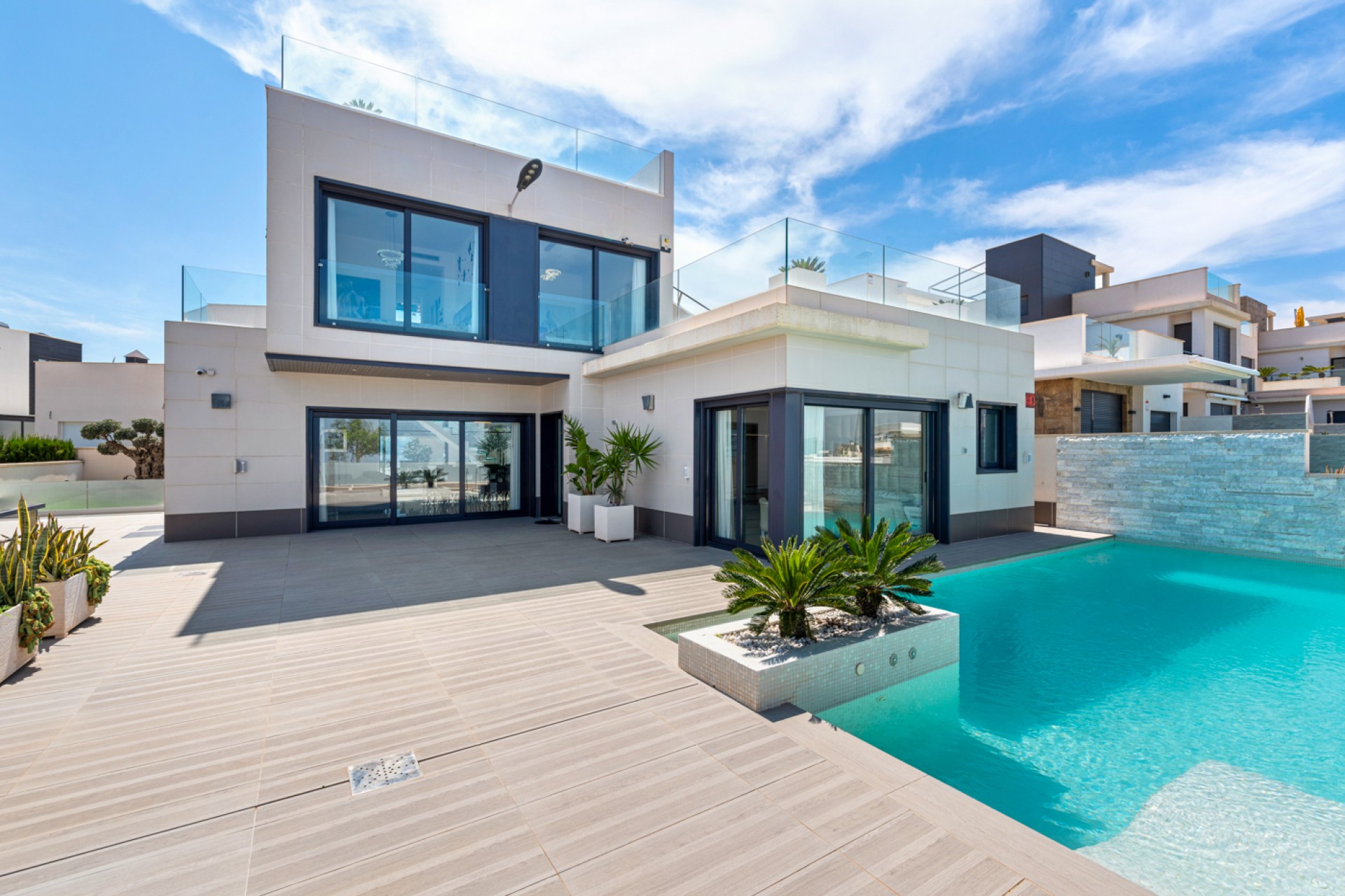 Resale - Villa - San Miguel de Salinas