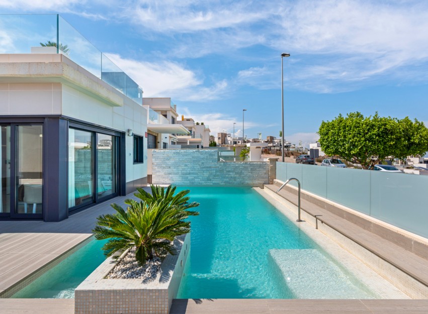 Resale - Villa - San Miguel de Salinas
