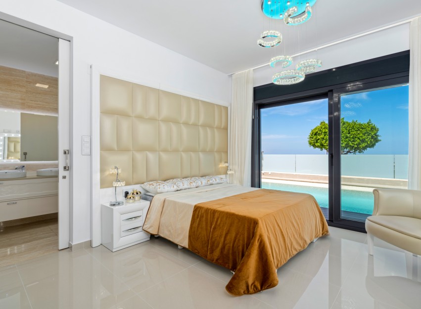 Resale - Villa - San Miguel de Salinas