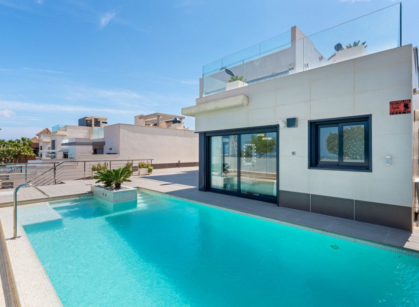 Resale - Villa - San Miguel de Salinas