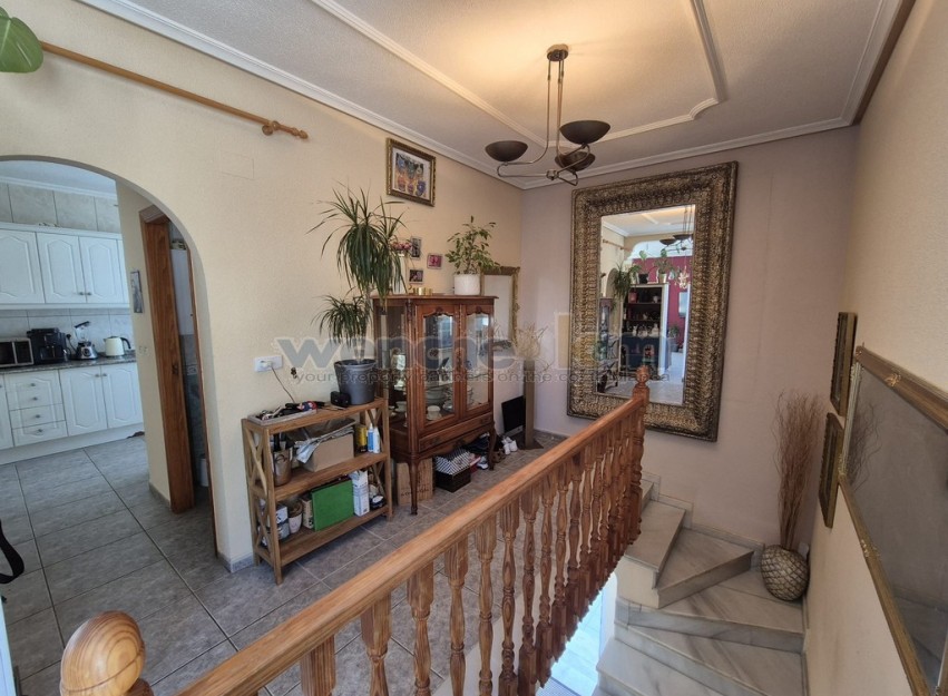 Resale - Villa - San Miguel de Salinas