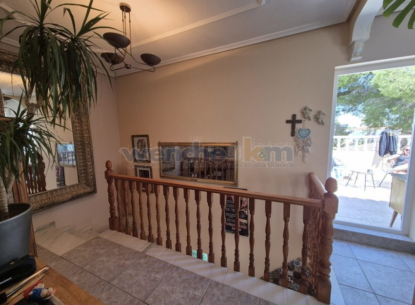 Resale - Villa - San Miguel de Salinas