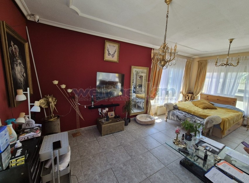 Resale - Villa - San Miguel de Salinas