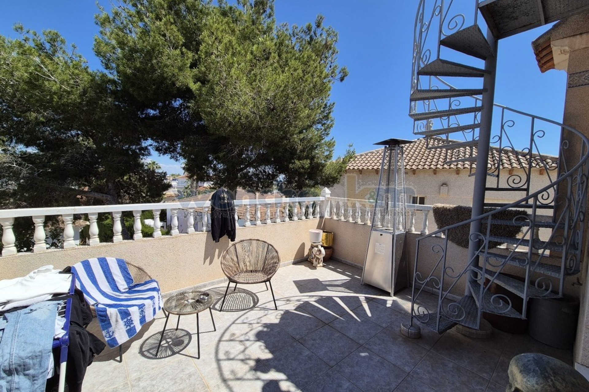 Resale - Villa - San Miguel de Salinas