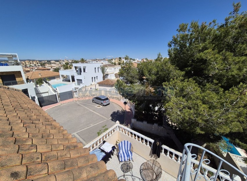 Resale - Villa - San Miguel de Salinas