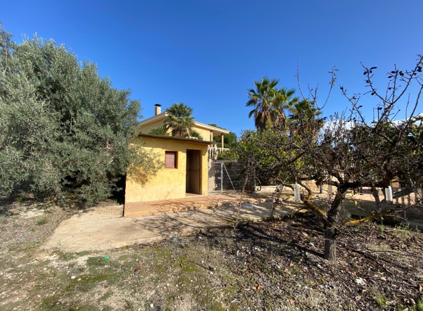 Resale - Villa - Sax