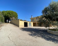 Resale - Villa - Sax