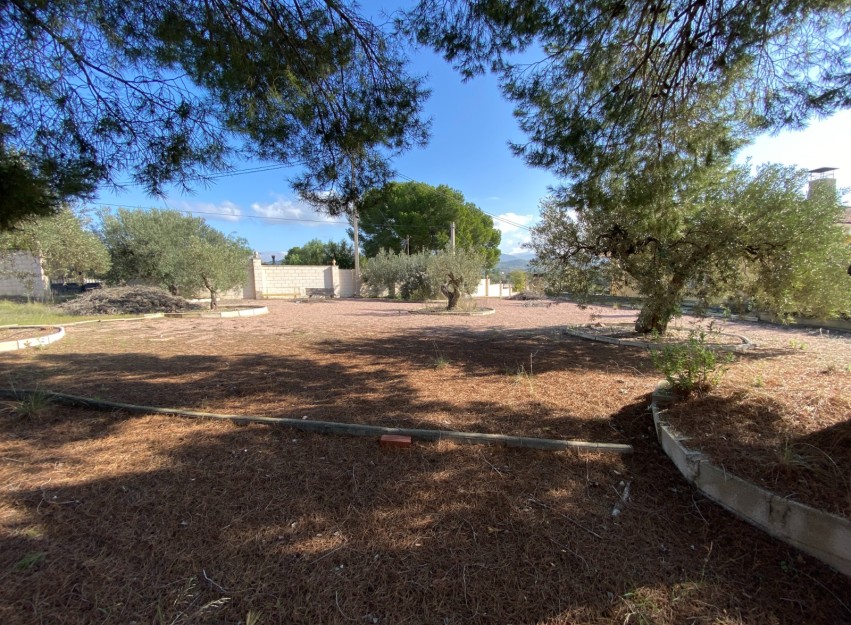 Resale - Villa - Sax
