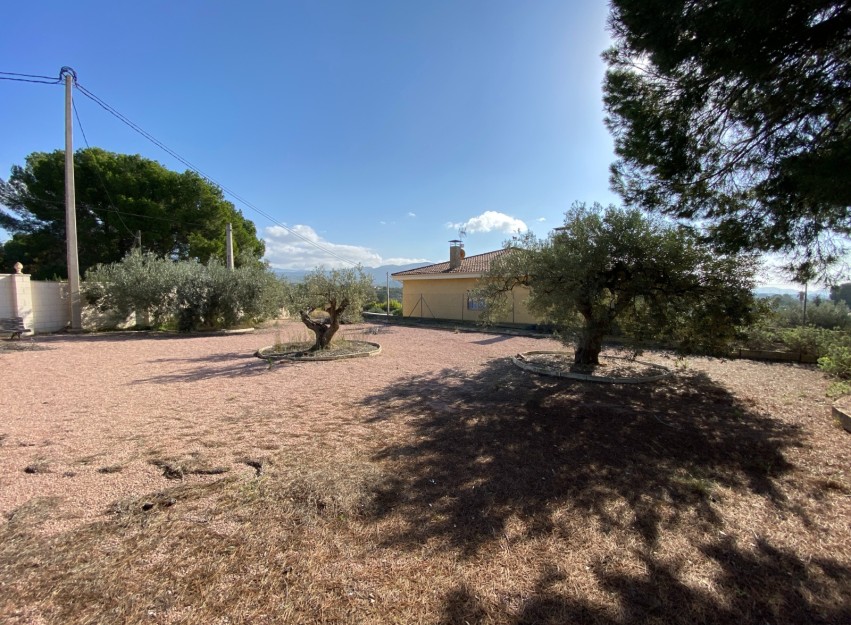 Resale - Villa - Sax