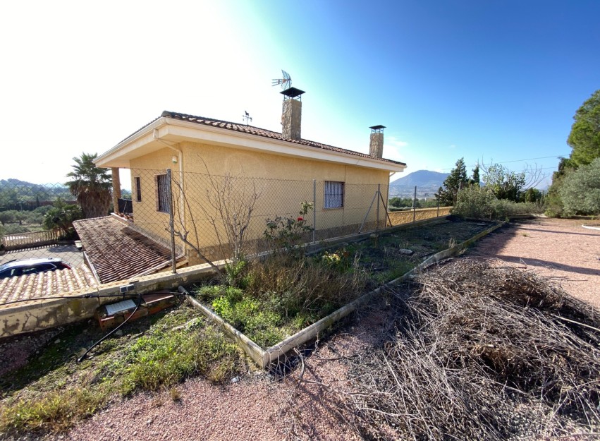 Resale - Villa - Sax