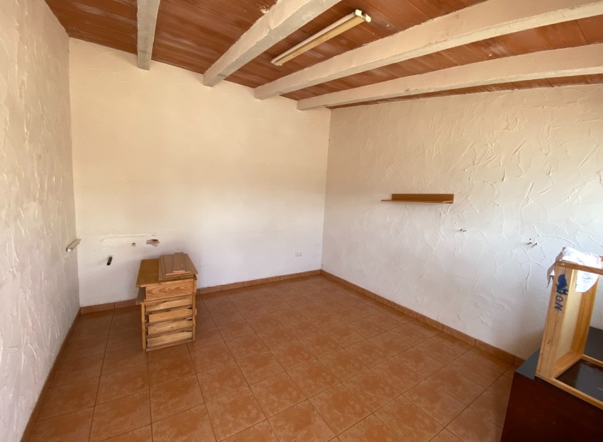 Resale - Villa - Sax