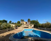 Resale - Villa - Sax
