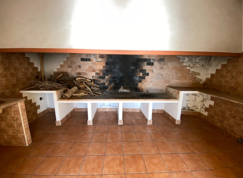 Resale - Villa - Sax