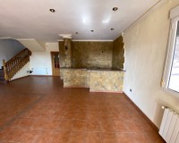 Resale - Villa - Sax