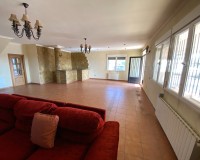 Resale - Villa - Sax