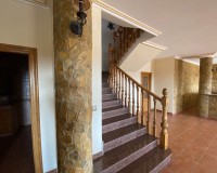 Resale - Villa - Sax