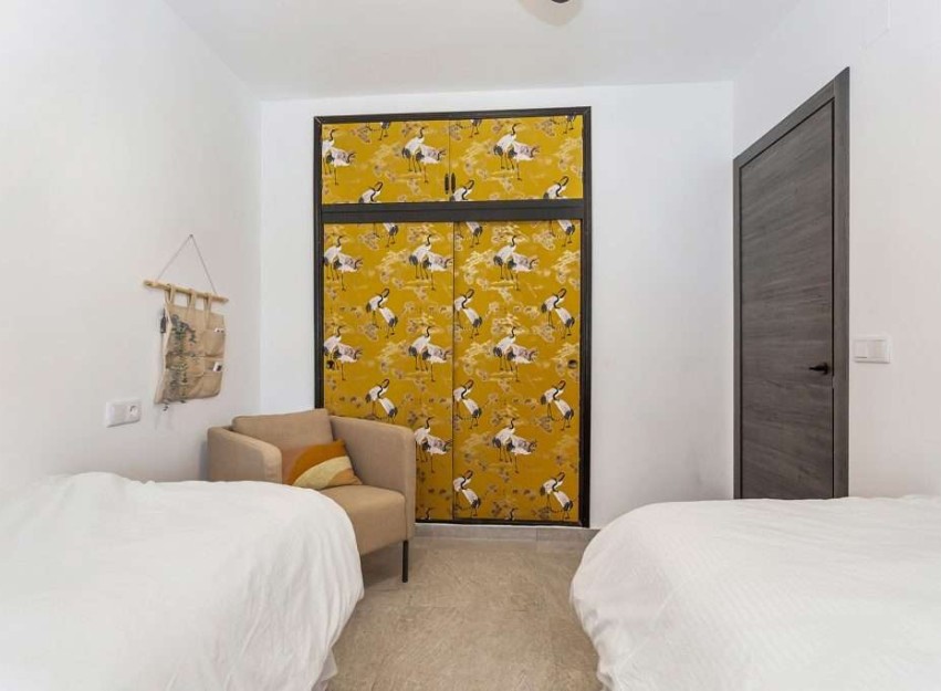 Resale - Villa / Semi-detached Villa - Torrevieja - Torreta Florida