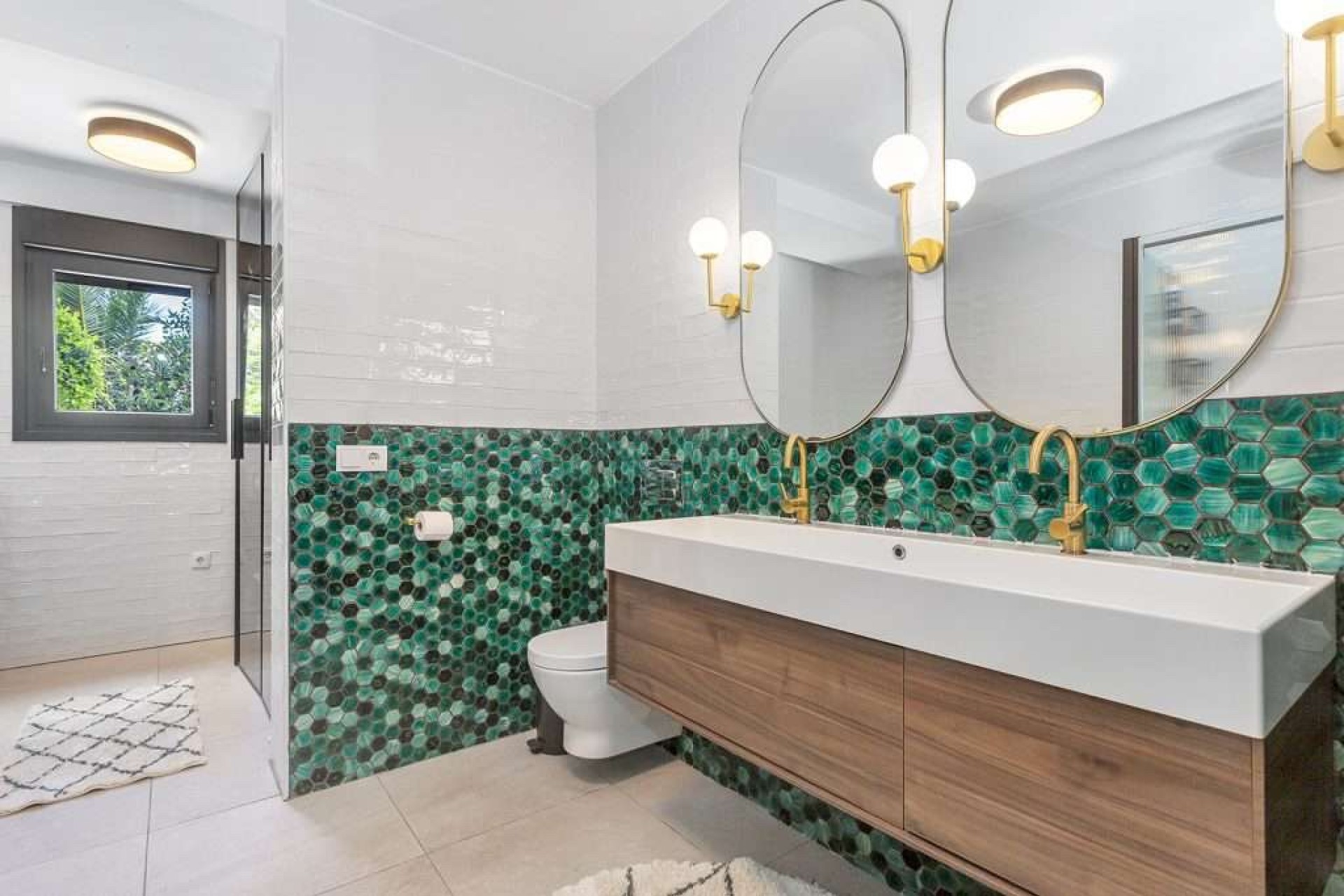 Resale - Villa / Semi-detached Villa - Torrevieja - Torreta Florida