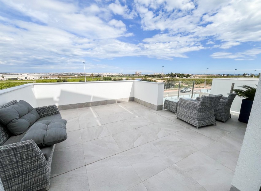 Resale - Villa - Torrevieja - Los Altos