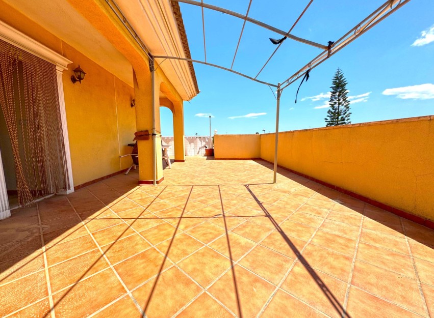 Resale - Villa - Torrevieja - Los Balcones - Los Altos del Edén