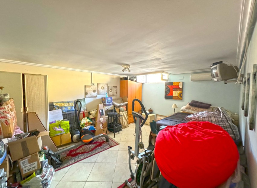 Resale - Villa - Torrevieja - Los Balcones - Los Altos del Edén