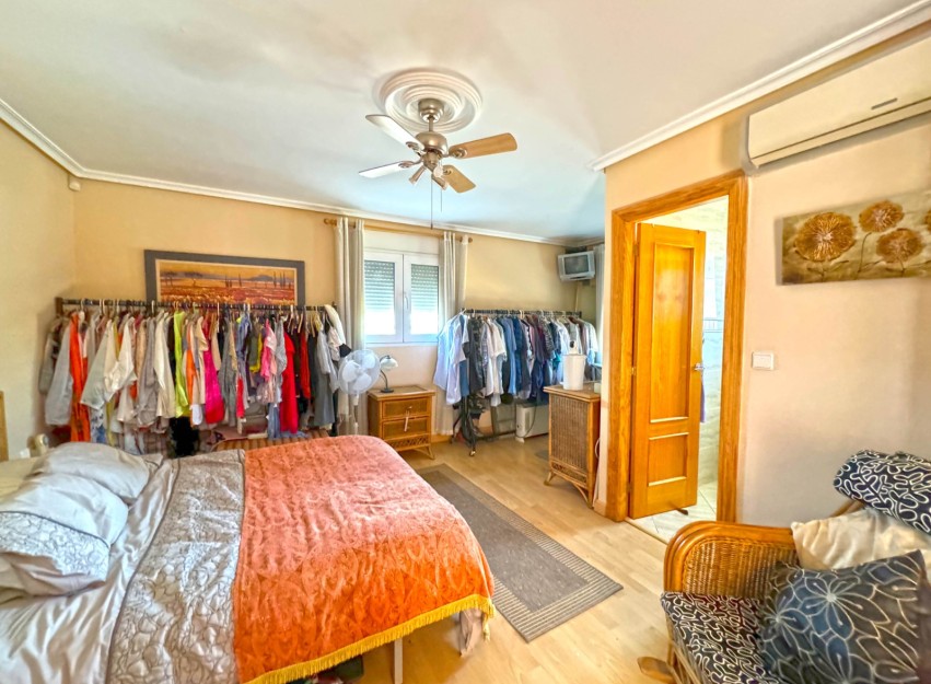 Resale - Villa - Torrevieja - Los Balcones - Los Altos del Edén