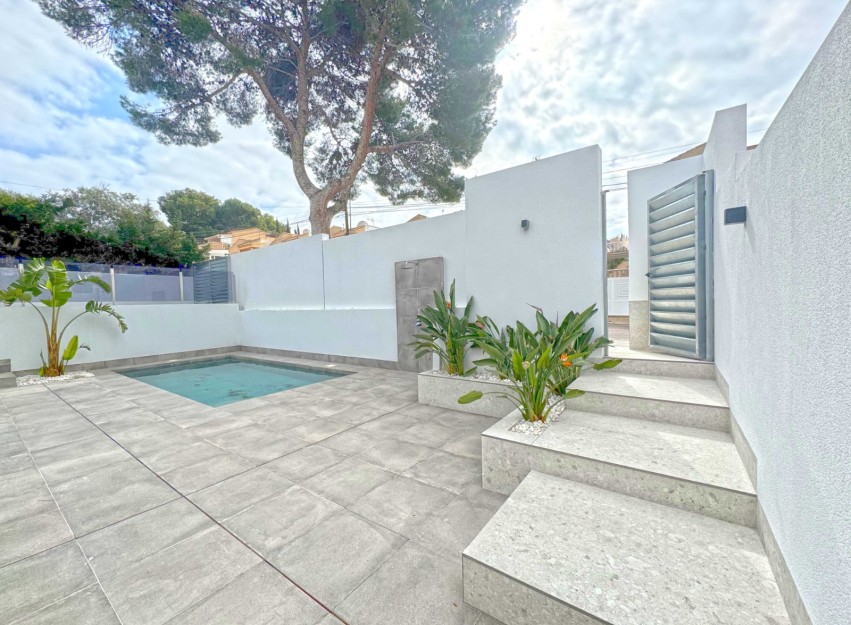 Resale - Villa - Torrevieja - Los Balcones