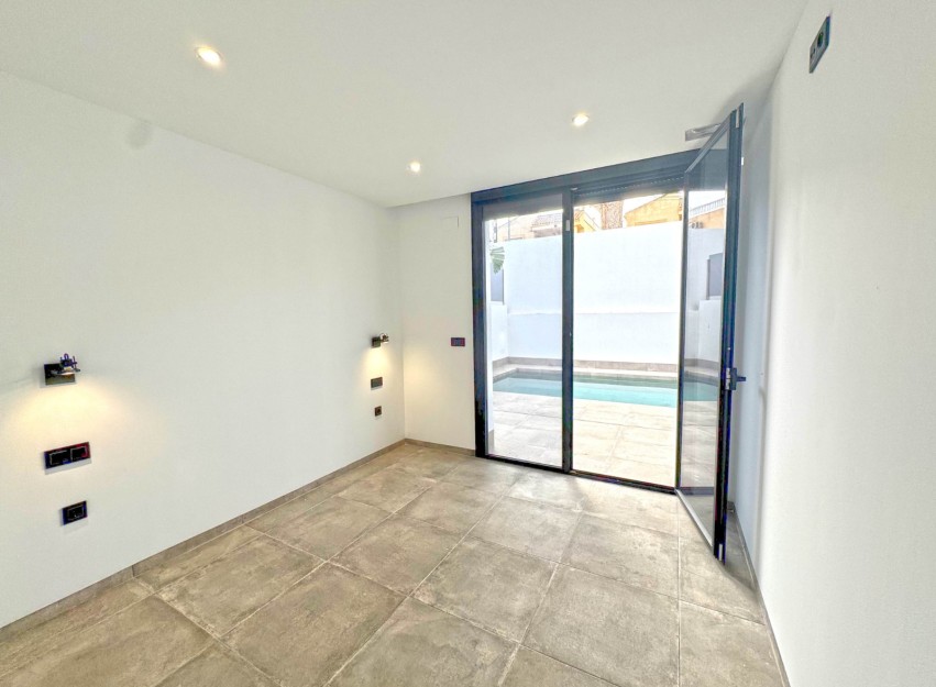 Resale - Villa - Torrevieja - Los Balcones