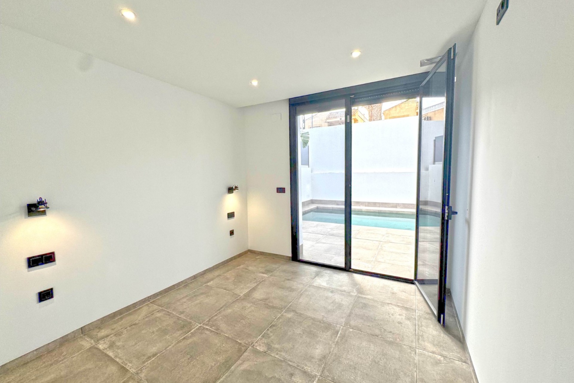 Resale - Villa - Torrevieja - Los Balcones