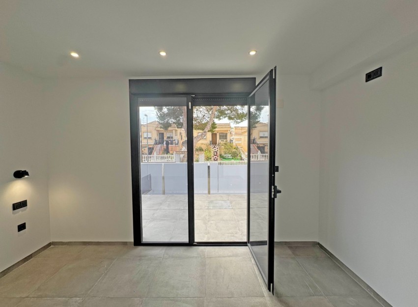 Resale - Villa - Torrevieja - Los Balcones