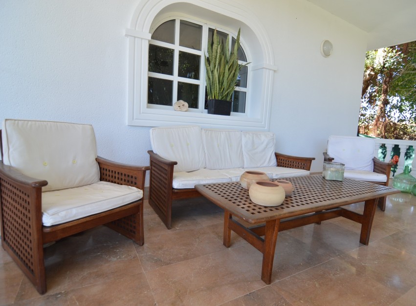 Resale - Villa - Torrevieja - Torreta