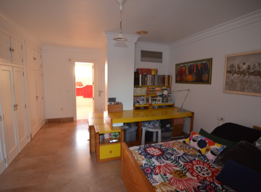 Resale - Villa - Torrevieja - Torreta