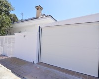 Resale - Villa - Torrevieja - Torreta