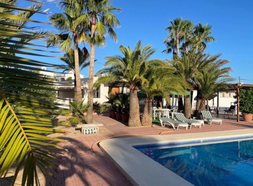 Resale - Villa - Villajoyosa - Varadero/ Estudiantes beach