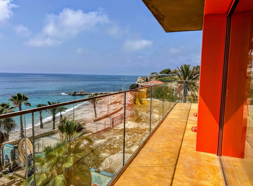 Resale - Villa - Villajoyosa