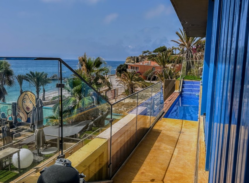 Resale - Villa - Villajoyosa