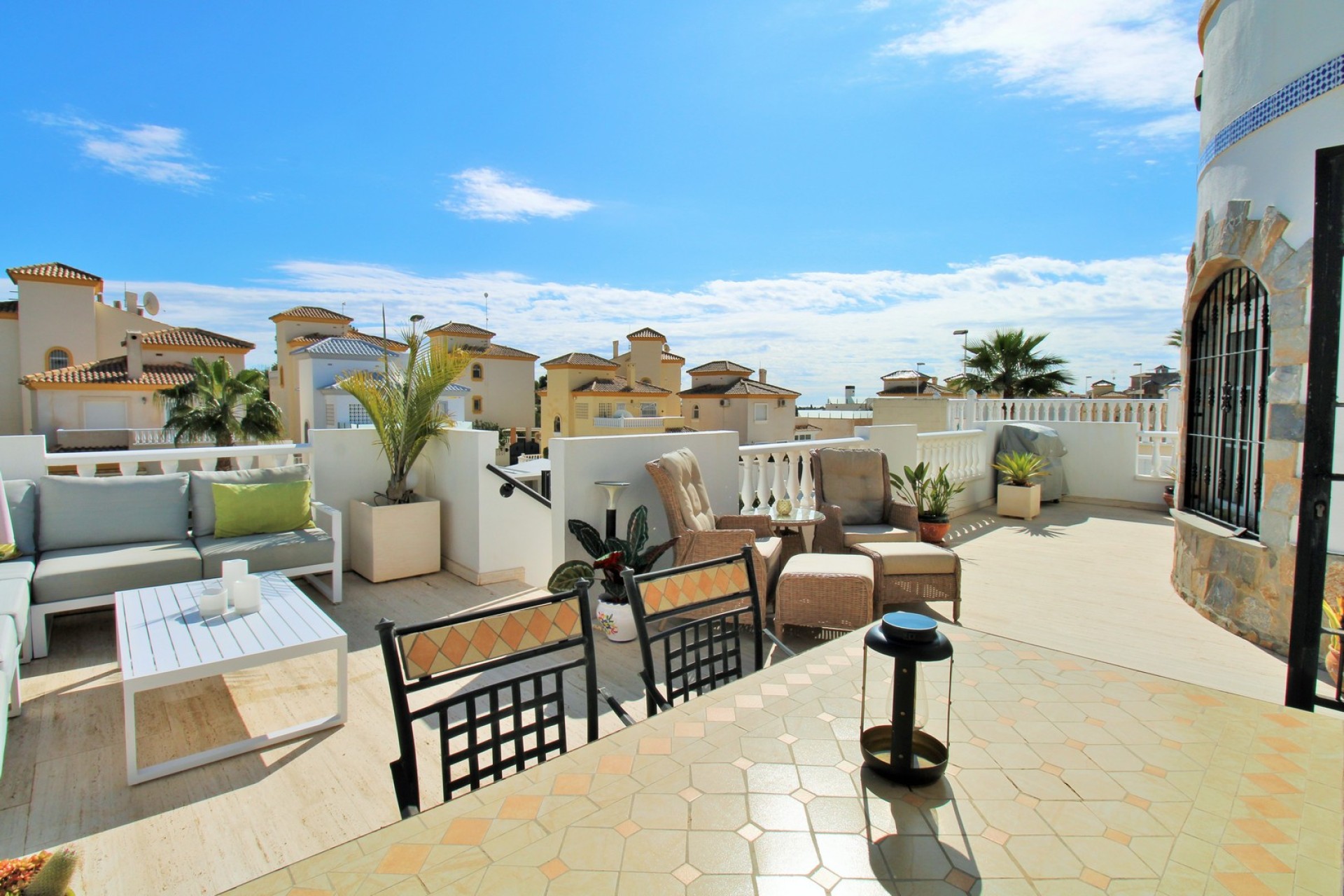 Resale - Villa - Villamartín - Los Dolses