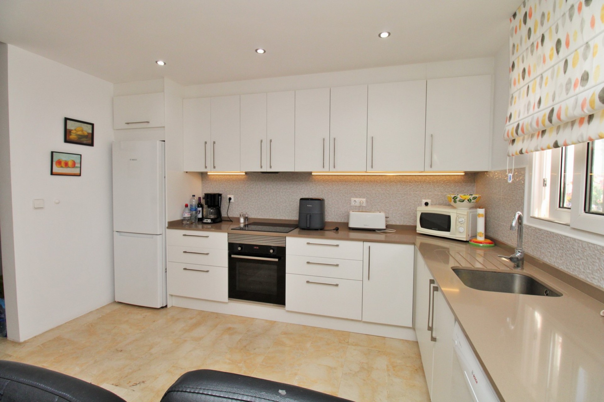 Resale - Villa - Villamartín - Los Dolses