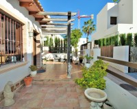 Resale - Villa - Villamartín - PAU 8