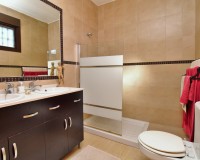 Resale - Villa - Villamartín - PAU 8