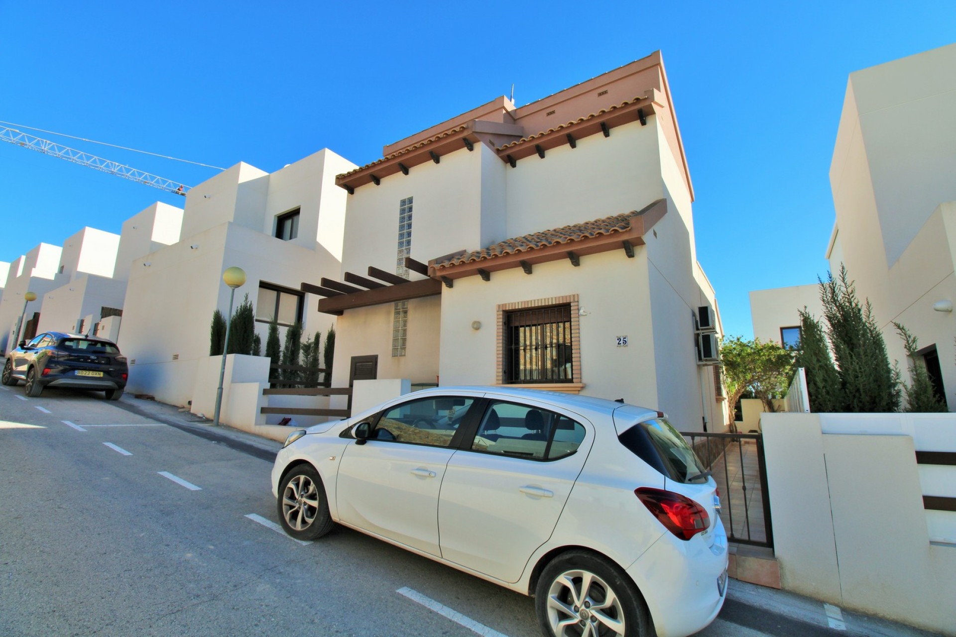 Resale - Villa - Villamartín - PAU 8