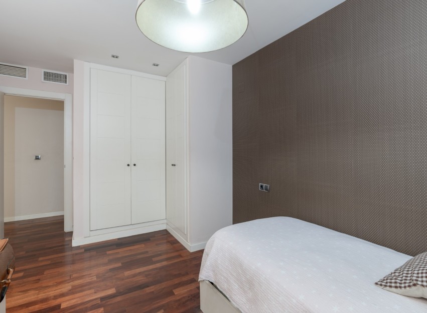 Revente - Apartment - Alicante - Center