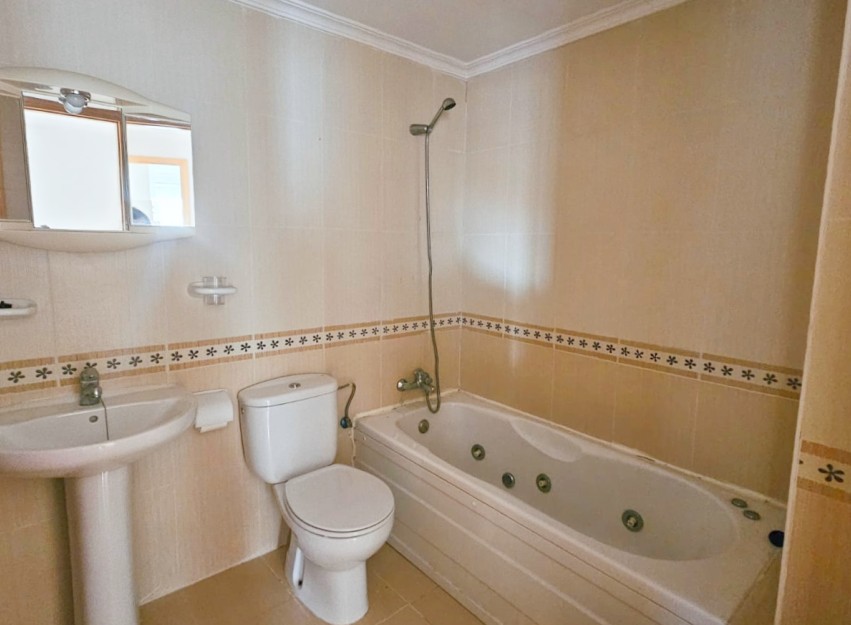 Revente - Apartment - Almoradí - Alicante