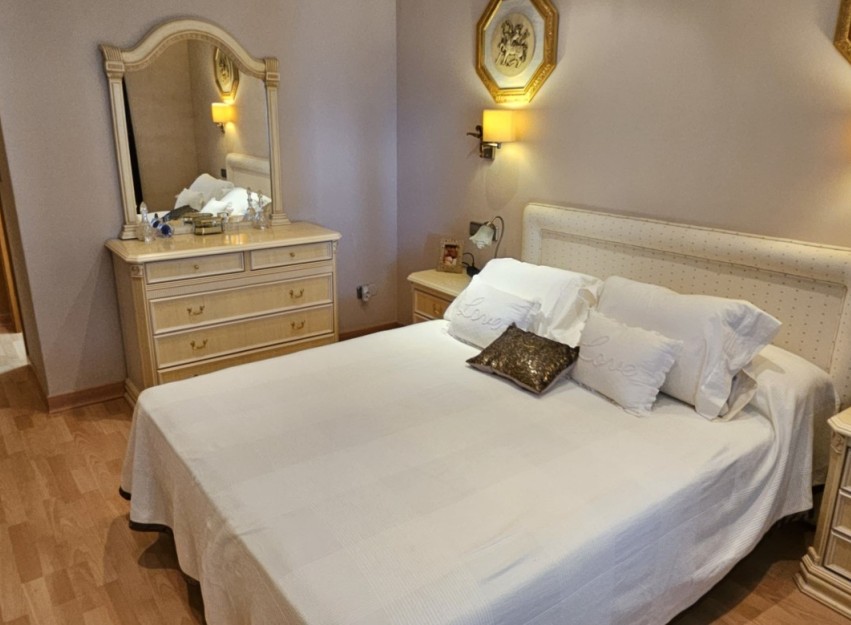 Revente - Apartment - Benidorm - Levante